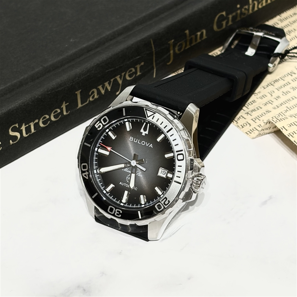 【BULOVA】人気コレクション「Marine Star」98B465のご紹介〈junksルクア大阪店・梅田〉