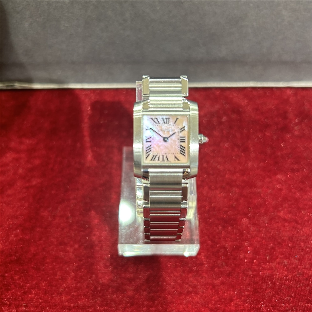 【vintage CARTIER 】タンクフランセーズシリーズのピンクシェルの新色入荷のご紹介〈junks ルクア大阪店〉