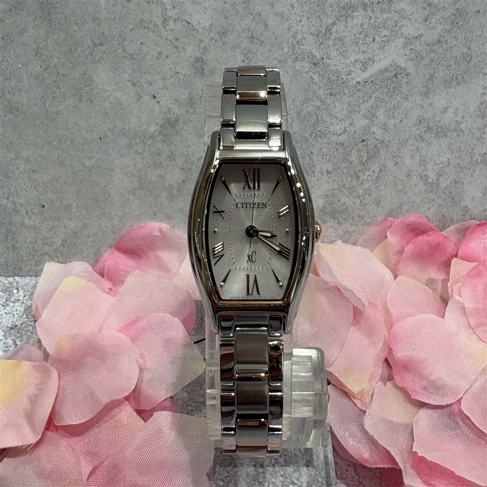 【xC】新社会人におすすめ シルバー×ピンクゴールド ソーラー時計のご紹介〈junksルクア大阪・梅田〉