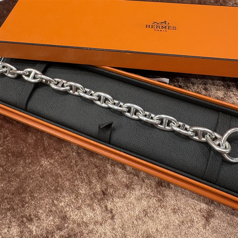【vintage HERMES】シェーヌダンクルＭＭ15コマのご紹介〈junksルクア大阪・梅田〉