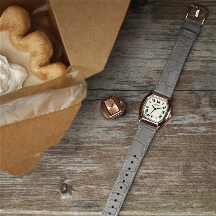 【FOSSIL】「ウォッチリング」&「HARLOW」の10%オフキャンペーンのご案内〈junksルクア大阪〉