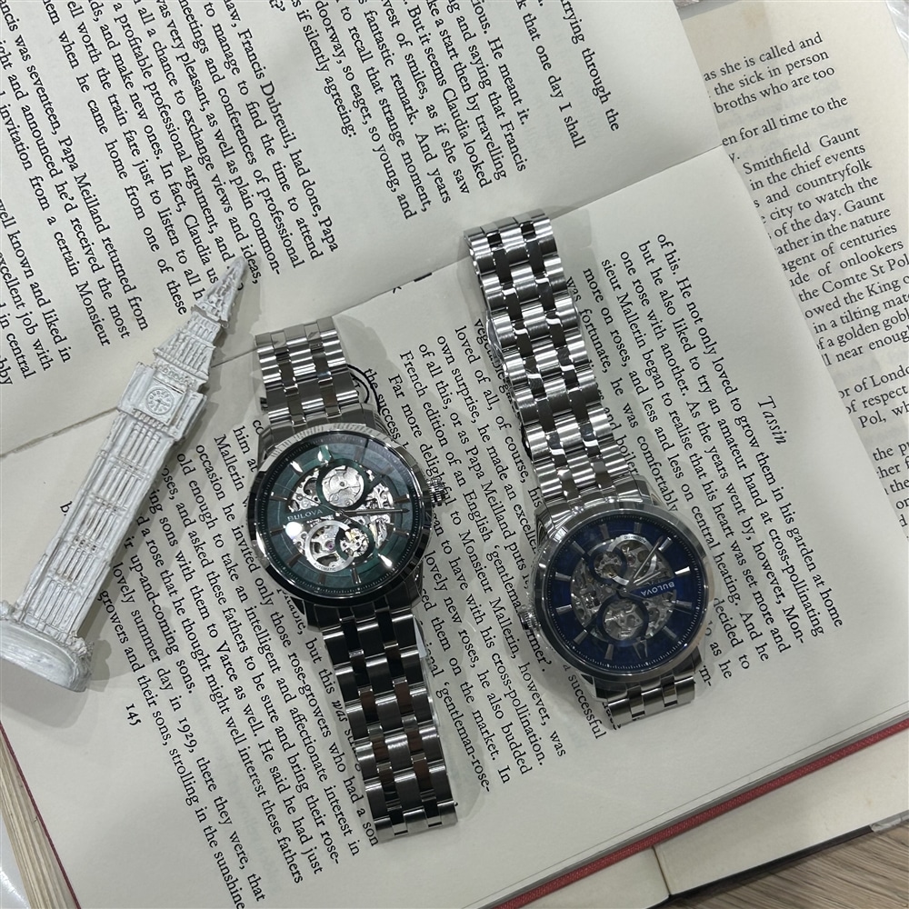 【BULOVA】スケルトン文字盤が美しい“クラシック サットン”からケース径40mmと小径になったスケルトン仕様のオートマチックモデルのご紹介〈junks ルクア大阪店・梅田〉