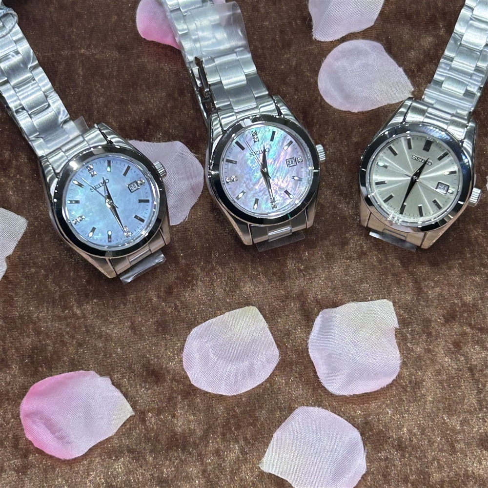 【SEIKO】鮮やかな色展開の文字盤で春を感じさせるレディースウォッチのご紹介　〈junks ルクア大阪店・梅田〉