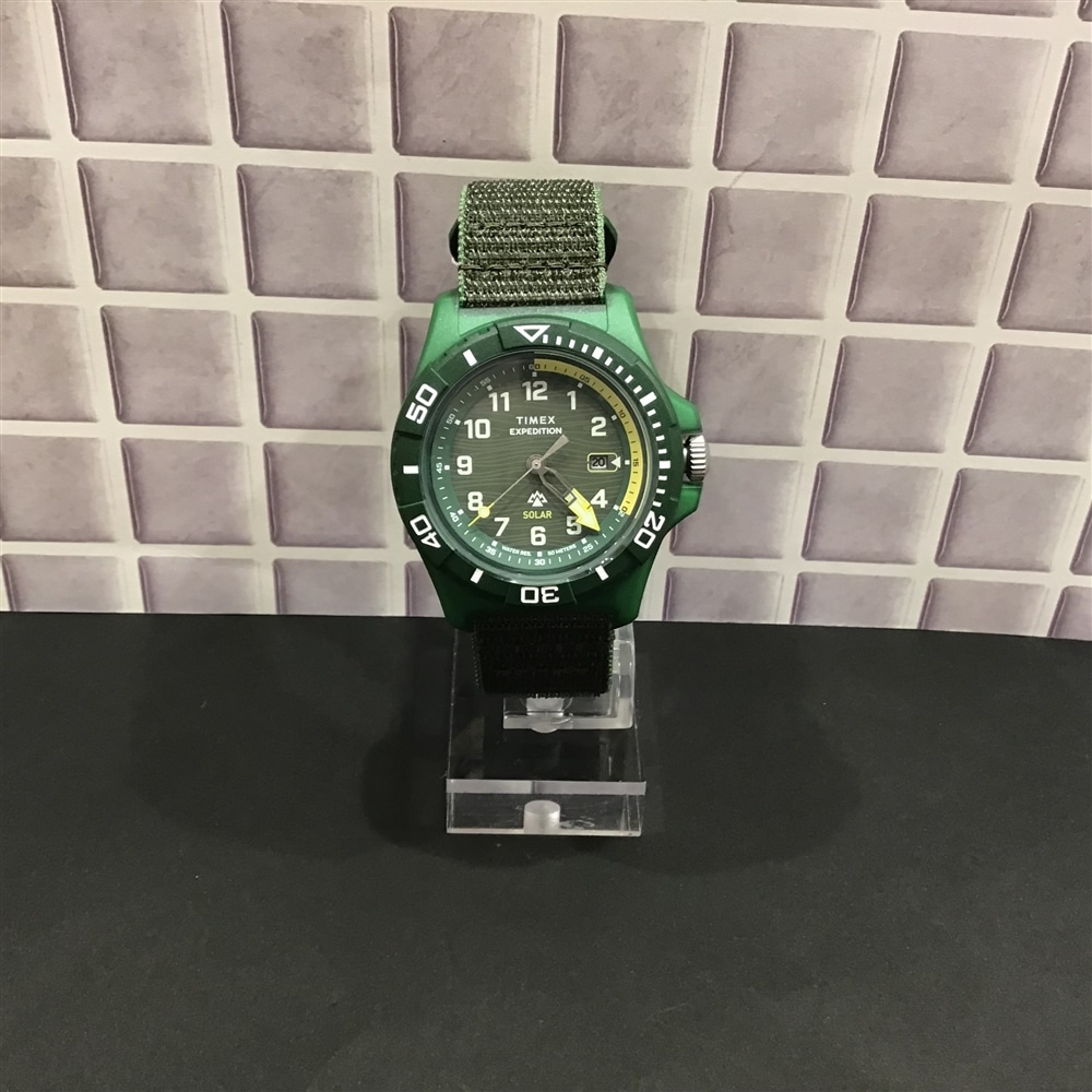 【TIMEX】Expedition Freedive Solar TW2Y61400 のご紹介〈junks ルクア大阪店・梅田〉