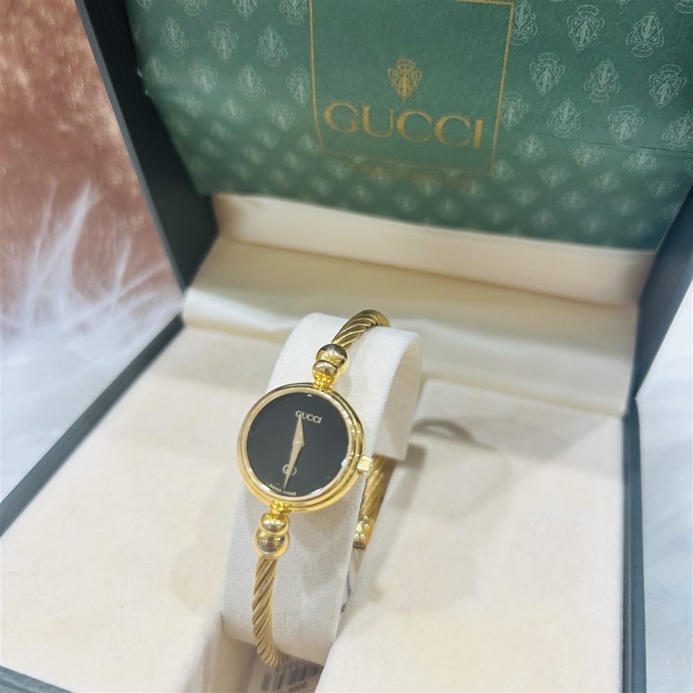【GUCCI】vintage 1990sクオーツ時計のご紹介