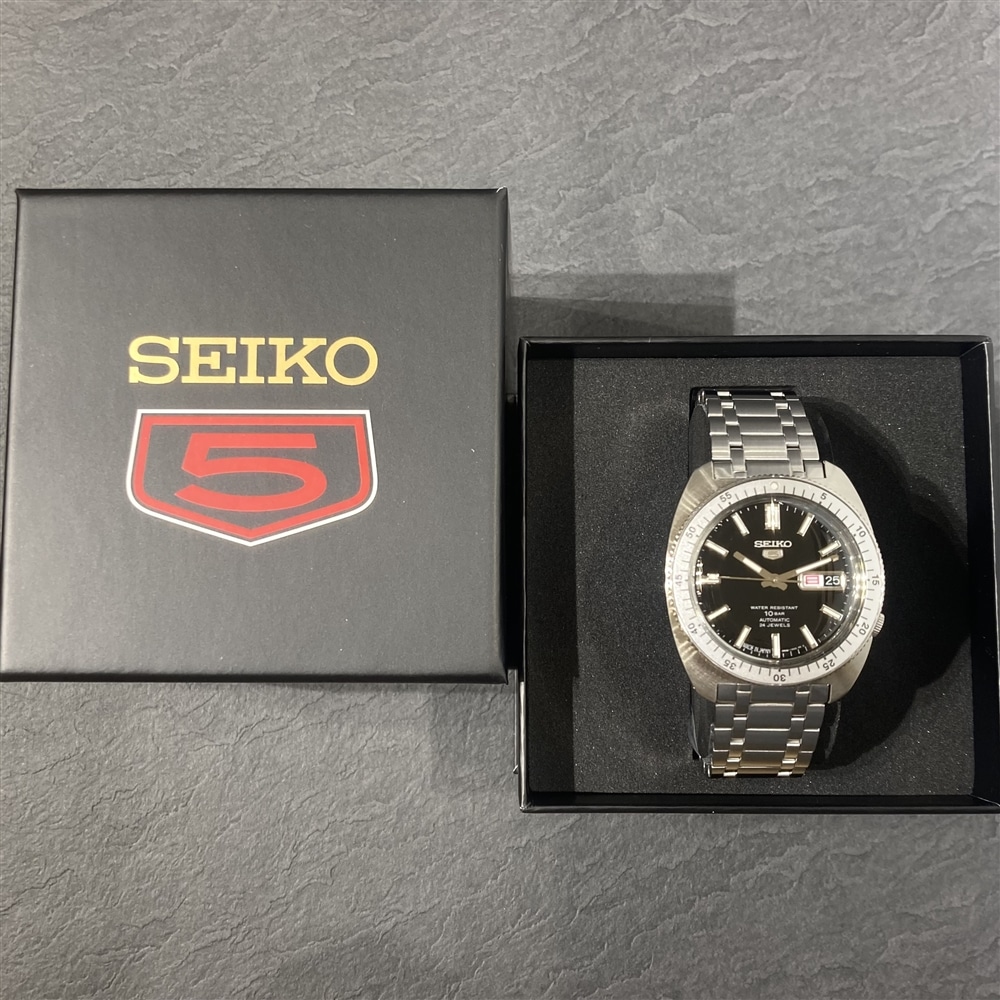 【SEIKO5 SPORTS】SBSA313 人気ヘリテージデザインの復刻モデルが数量限定で登場！〈junksルクア大阪店・梅田〉