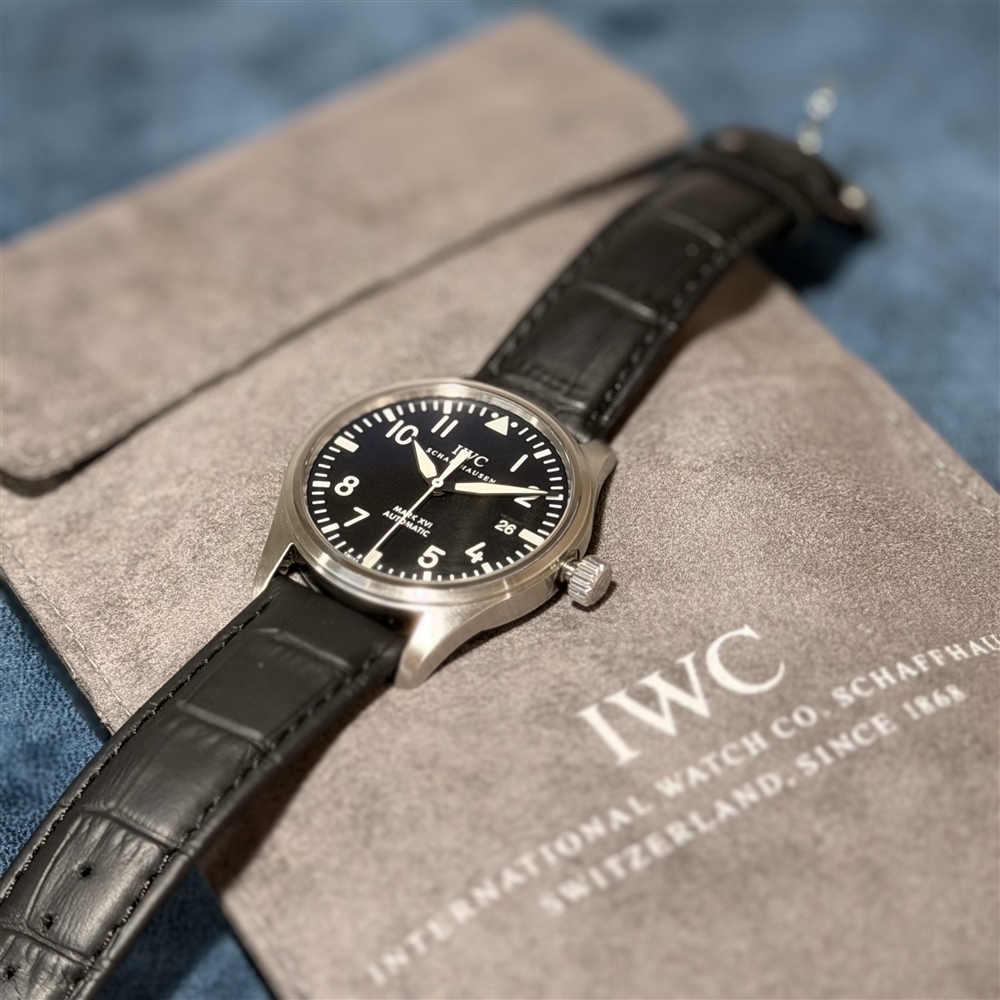 【VINTAGE WHATCH】  IWC 軍用時計をカジュアルに楽しむ