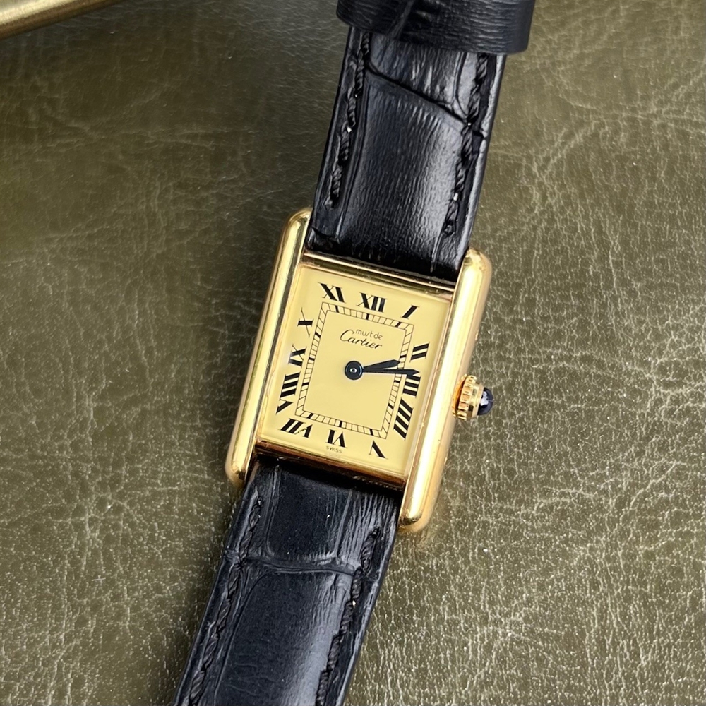 《調布パルコ店》一生ものを選びたい【Cartier】マストタンクの魅力ヴィンテージだからこそ味わえる美しさ