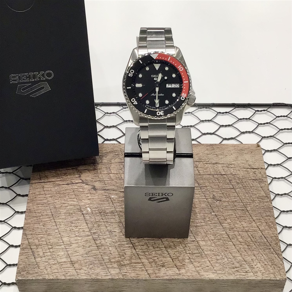 【エキスポ店】LIMITED EDITION「SEIKO 5SPORTS SKX Mid-size」