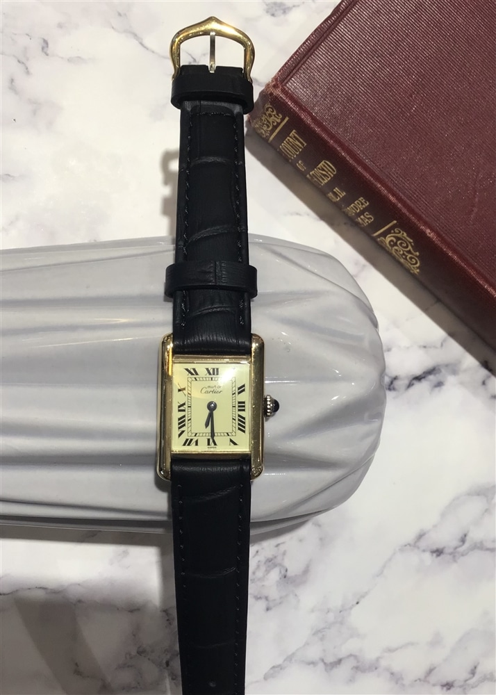 【VINTAGE】ヴィンテージカルティエ人気のマストタンクから手巻きの時計をご紹介いたします。【グランフロント大阪（梅田）】