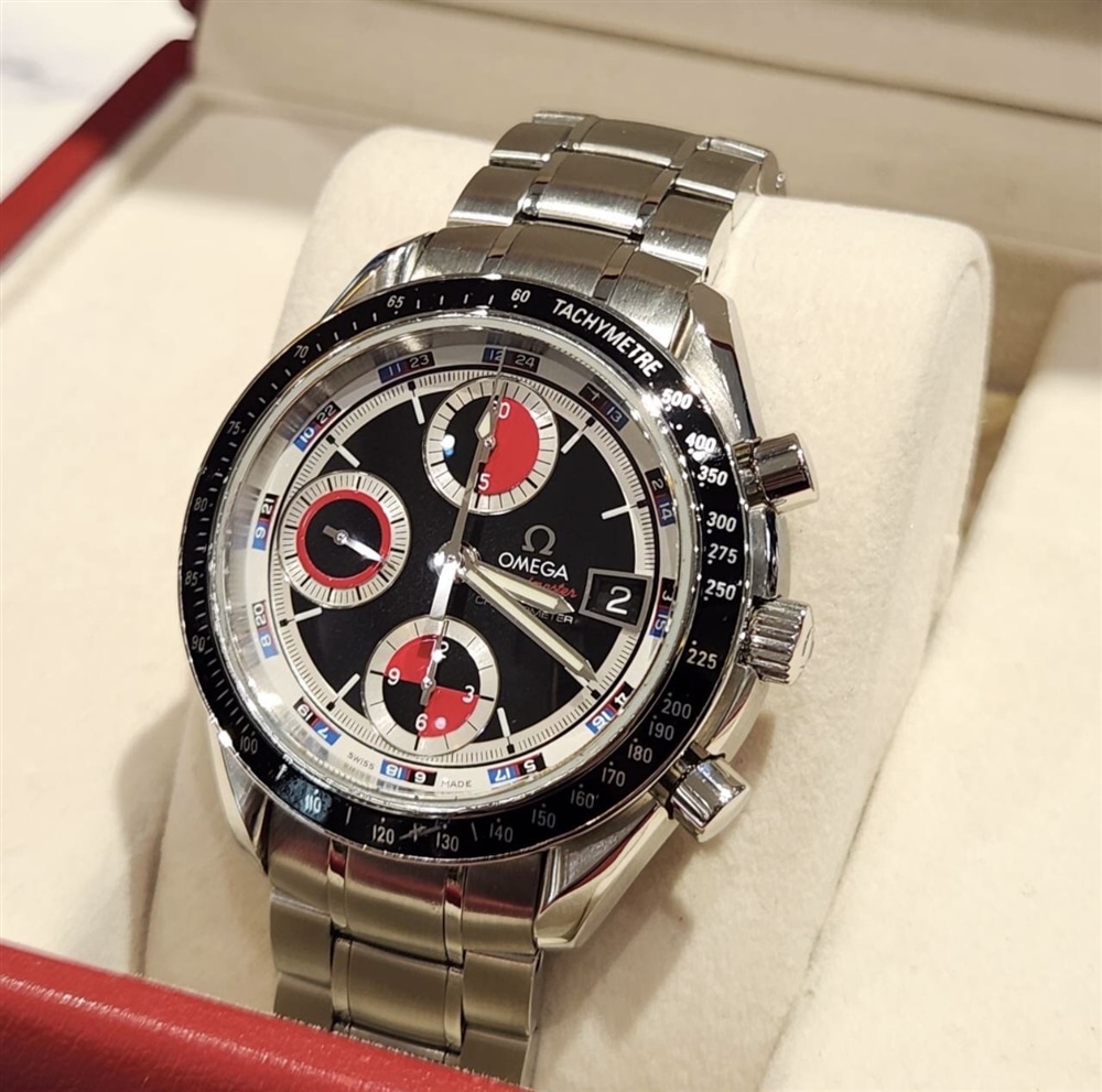 【VINTAGE】カラーがかっこいい！OMEGA のスピードマスターデイトをご紹介します。【グランフロント大阪（梅田）】