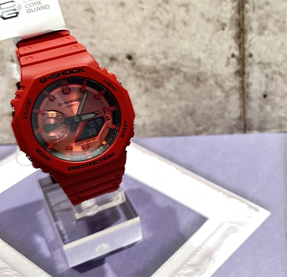 【G-SHOCK】12月発売！人気の2100シリーズから華やかなお色味のモデルをご紹介いたします♪ 【グランフロント大阪（梅田）】