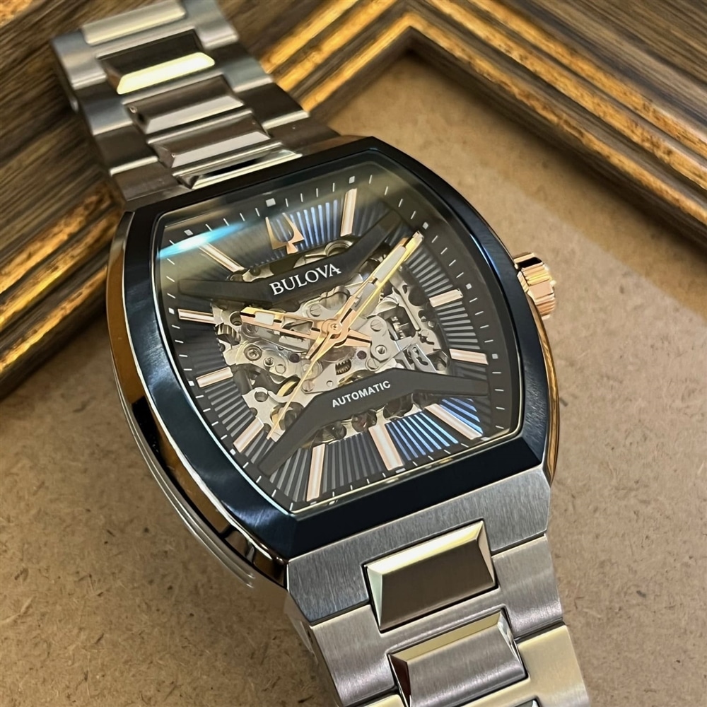 【BULOVA（ブローバ）】150周年記念！スタイリッシュなデザインが魅力。新作CLASSIC MAQUINA【福岡パルコ店】
