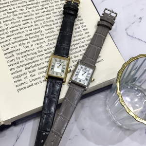 【SEIKO】ナノ・ユニバースコラボの新作登場!ダイヤルの白蝶貝が華やかなモデルをご紹介!