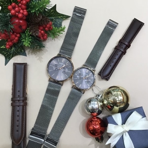 【BERING】クリスマスギフトにもおすすめ!淡くレトロなカラーが魅力のペアウォッチをご紹介!