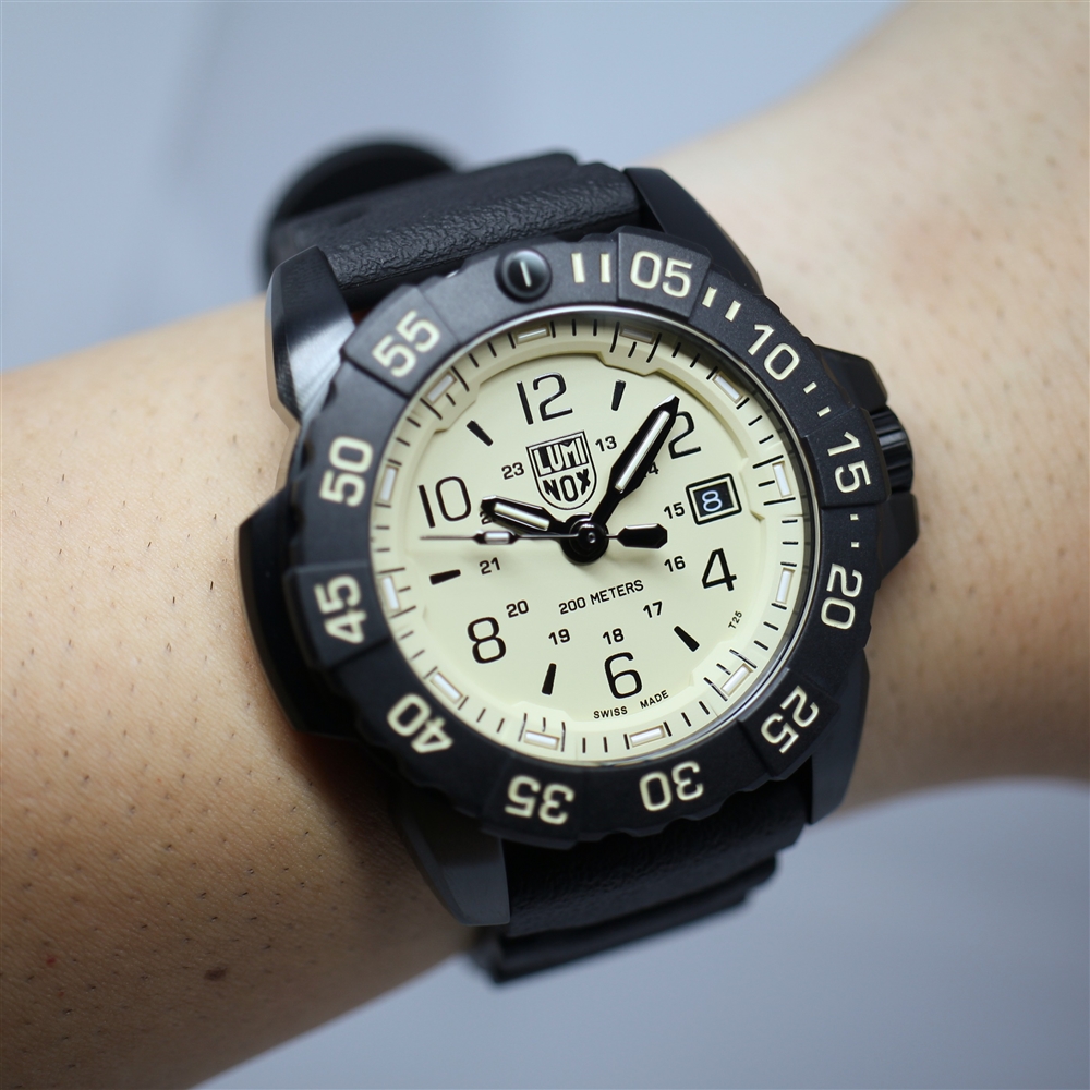 【Luminox】デザートサンドカラーが最高にカッコイイ。3251.CBNSF.SETレビュー