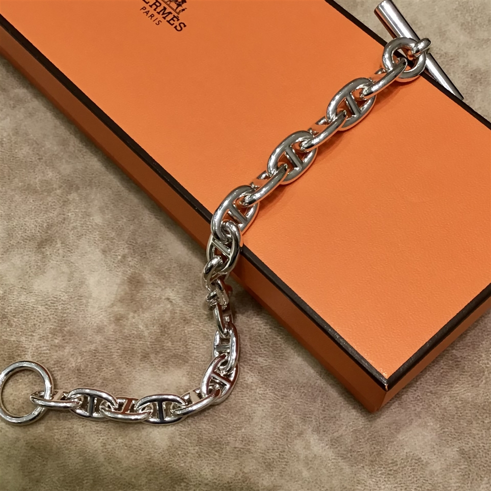 【アミュ鹿児島店】VINTAGE HERMES シェーヌダンクルをご紹介☆