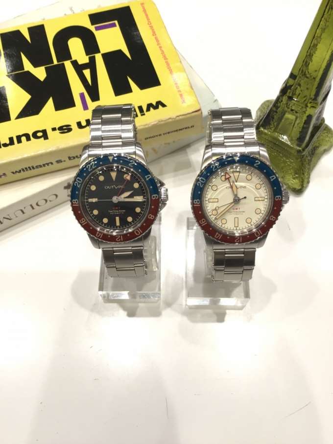 《OUTLINE》青赤ツートンベゼルのGMT-1950！！