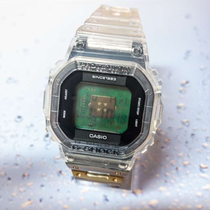 【G-SHOCK】基盤まで透けてる！？夏にぴったりスケルトンな40周年記念モデルが登場！