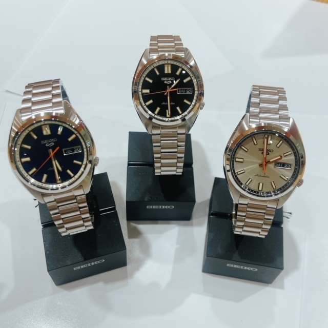 【SEIKO 5 SPORTS】