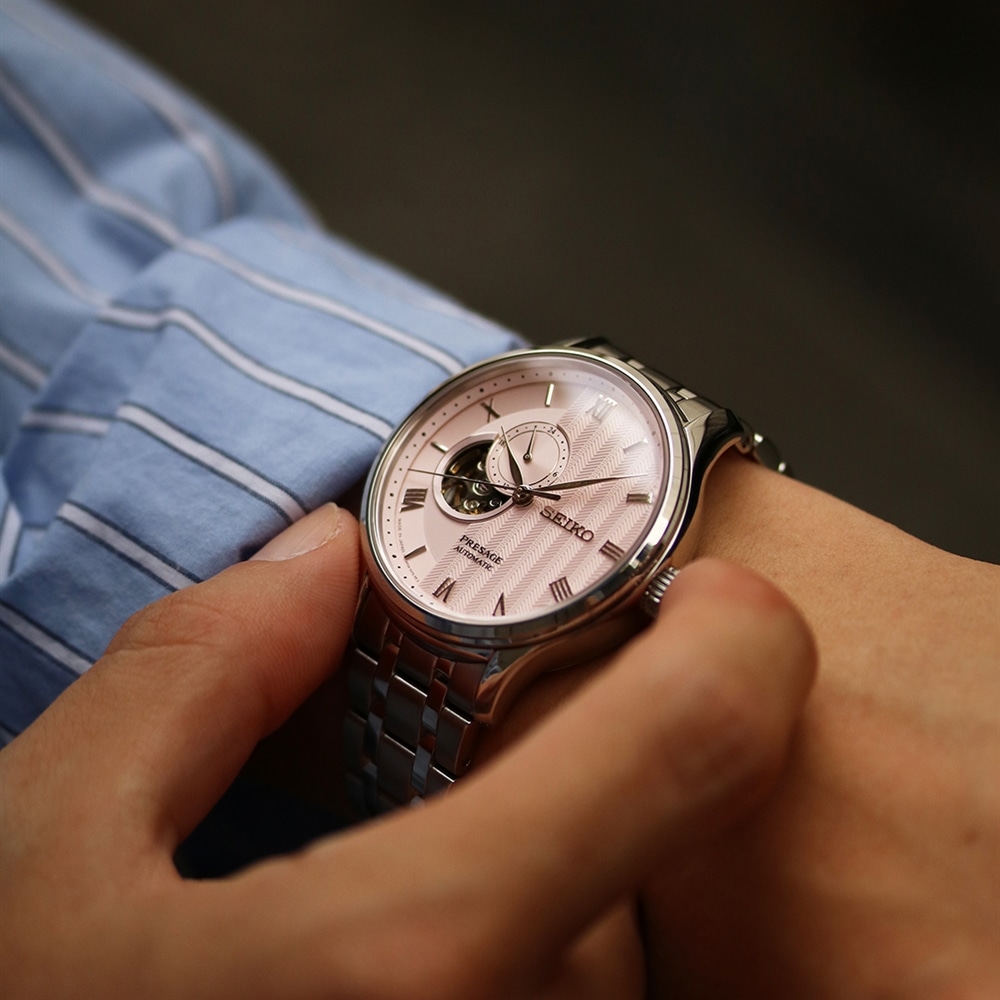 初めての本格機械式腕時計【SEIKO PRESAGE】