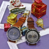 【TRIWA】男性へのプレゼントに！カッコイイ時計は誰もが憧れる「シックなクロノグラフ」【junksルクア大阪店】