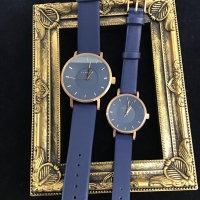 鮮やかなブルーが映える！！シンプル腕時計！！【KLASSE14(クラスフォーティーン)】【TiCTACミント神戸店】
