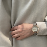 【池袋パルコ店】大人っぽいニュアンス色　KLASSE14  TiCTAC別注 腕時計　レディース