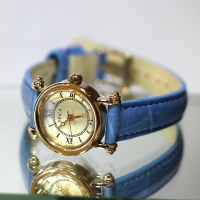 【spica スピカ】サイズとカラーリングがかわいい時計
