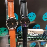 FOSSILより、ムード(温度)で変わる腕時計！