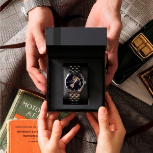腕時計の贈り物／男性へのプレゼント。
